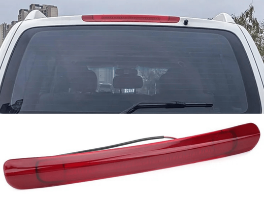 Центральний стоп-сигнал Toyota Land Cruiser / Lexus LX470 (1998-2007) червоний