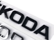 Наклейка-логотип 3D на багажник Skoda черный глянец