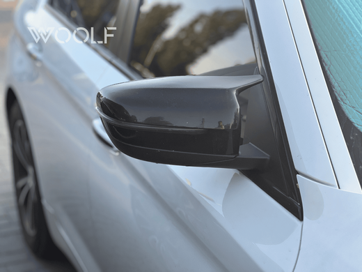 Накладки на дзеркала BMW G20 / G30 / G32 / G11 / G12 М стиль чорний глянець