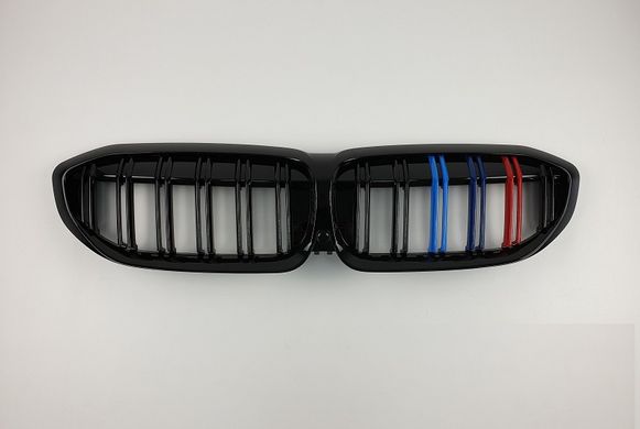 Решітка радіатора BMW G20 M чорний глянець триколор