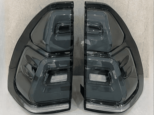 Оптика задня, LED ліхтарі Toyota Land Cruiser Prado 120 димчасті у стилі 2018+