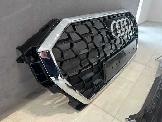 Решітка радіатора Audi Q3 стиль RSQ3 чорна + хром (2018-2023 р.в.)