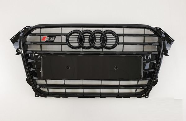 Решітка радіатора Ауді A4 B8 S4 чорна глянсова (12-15 р.в.)