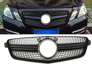 Решетка радиатора MERCEDES W212 в стиле Diamond black (09-13 г.в.)