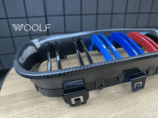 Решітка радіатора BMW 3 GT F34 в стилі М3 (M-color) рамка під карбон, Чорний глянець