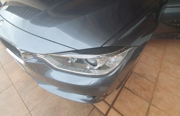 Накладки на фари (віЇ) BMW F30 під фарбування ABS-пластик