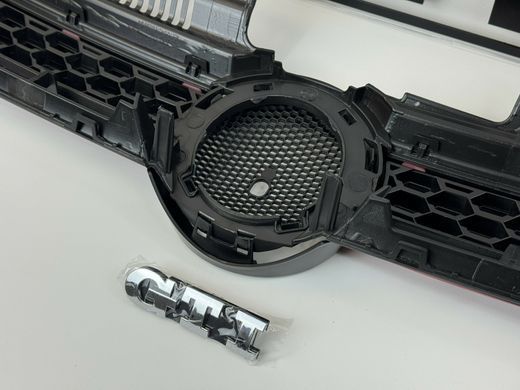 Решітка радіатора на Volkswagen GOLF 6 стиль GTI