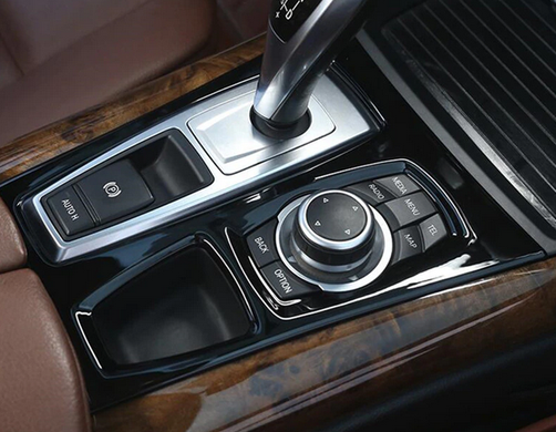 Накладка центральній панелі салону BMW X5 E70 / X6 E71 чорна (10-14 р.в.)