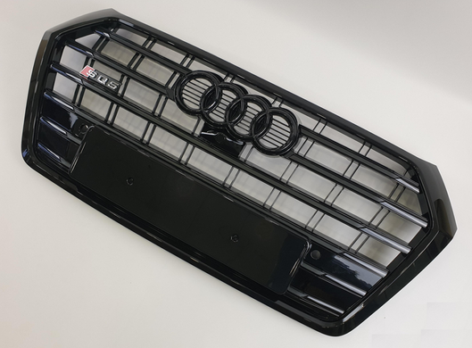 Решітка радіатора Audi Q5 стиль SQ5 чорна (2017 -...)