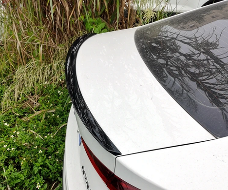 Спойлер багажника Шкода Октавія A8 чорний глянсовий ABS-пластик (2019-...)