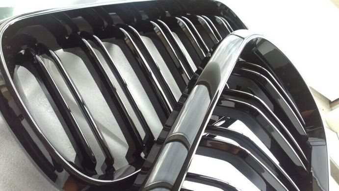 Решетка радиатора на BMW X5 F15 / X6 F16 стиль М черная глянцевая