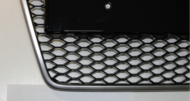 Решітка радіатора Ауді A6 C6 стиль RS6, чорна + хром рамка (04-11 р.в.)