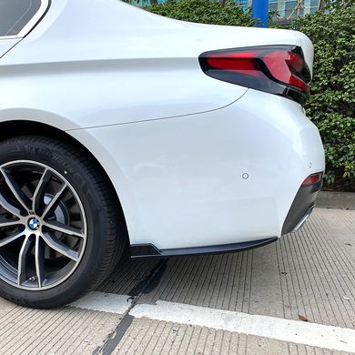 Боковые накладки заднего бампера BMW 5 серии G30 (2017-...)