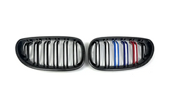 Решетка радиатора BMW E60/E61 в стиле M + рамка под карбон