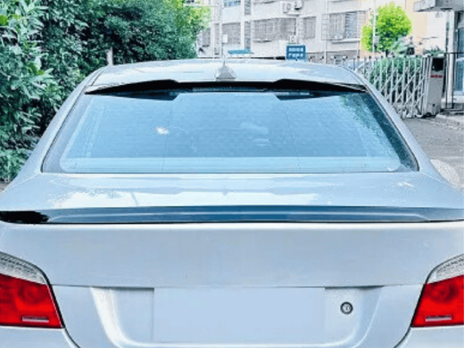 Бленда BMW E60 стиль M4 чорний глянсовий (ABS-пластик), Чорний глянець