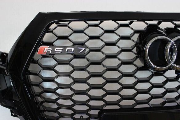 Решетка радиатора Ауди Q7 стиль RSQ7, черная глянцевая (2015-...)