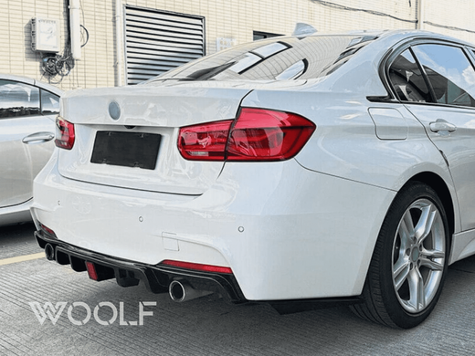 Накладка на задній бампер BMW F30 (2013-2019 р.в.) зі соп-сигналом (під дві одинарні вихлопні труби)