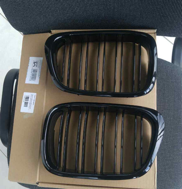 Решетка радиатора, ноздри на BMW E39 стиль м5 черный глянец