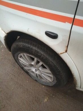 Динамічні світлодіодні покажчики повороту Mercedes