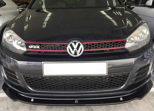 Накладка переднего бампера Volkswagen Golf 6 GTI (08-12 г.в.)