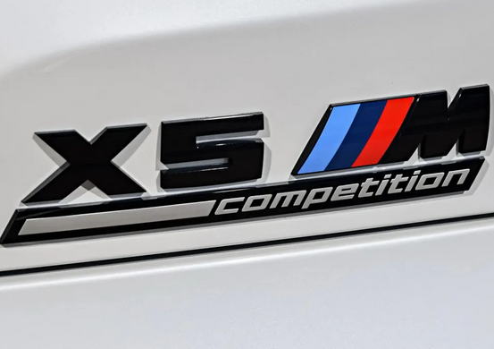 Наклейка-эмблема на кузов BMW X5M Competition Black