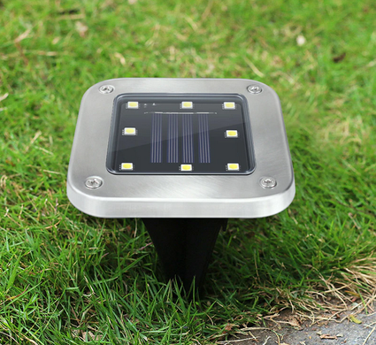 Підлоговий світлодіодний світильник на сонячних батареях