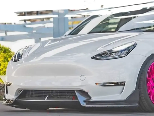 Накладка переднього бампера Tesla Model Y чорний глянець вар.2 (2020-...)